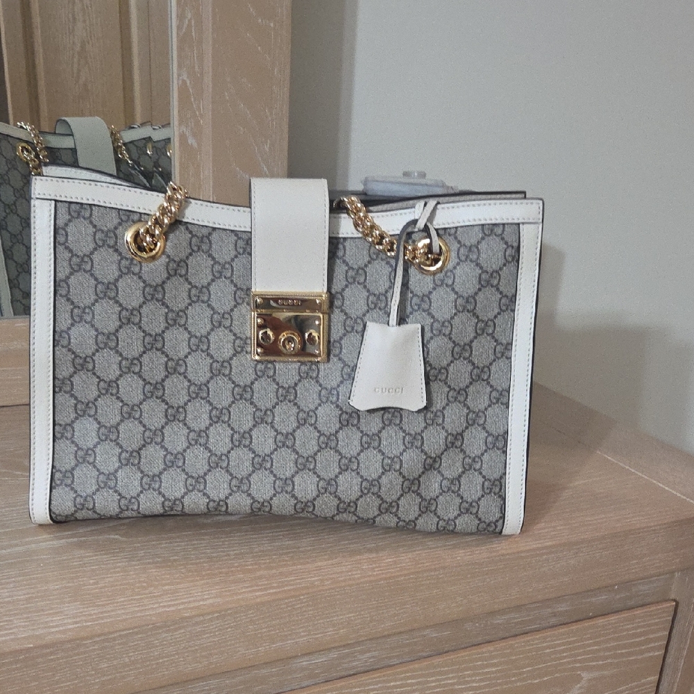 Gucci Beige GG Supreme Canvas Shoulder Bag with White Trim and Gold Hardware